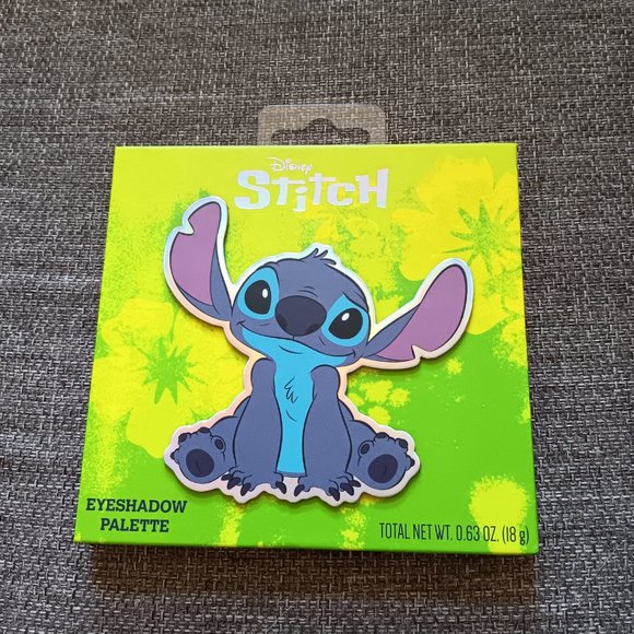 Disney's Stitch Eyeshadow Palette - Picture 10 of 10